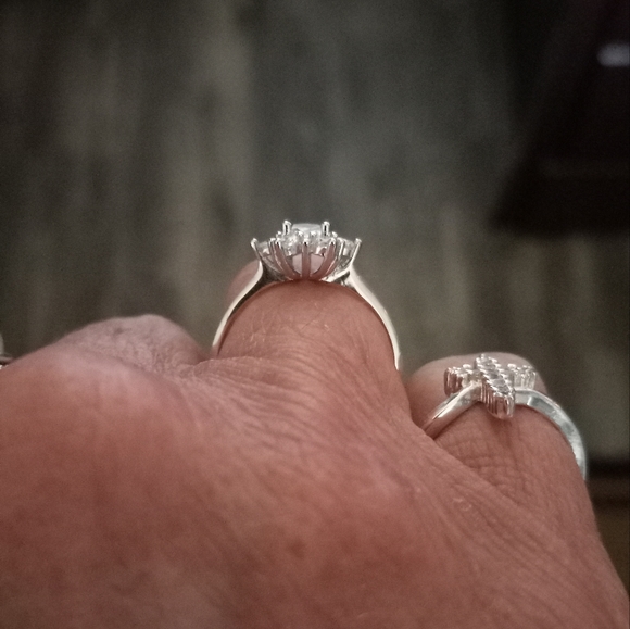 NWOT.  Sterling Silver Diamond Ring/8 - Picture 2 of 7